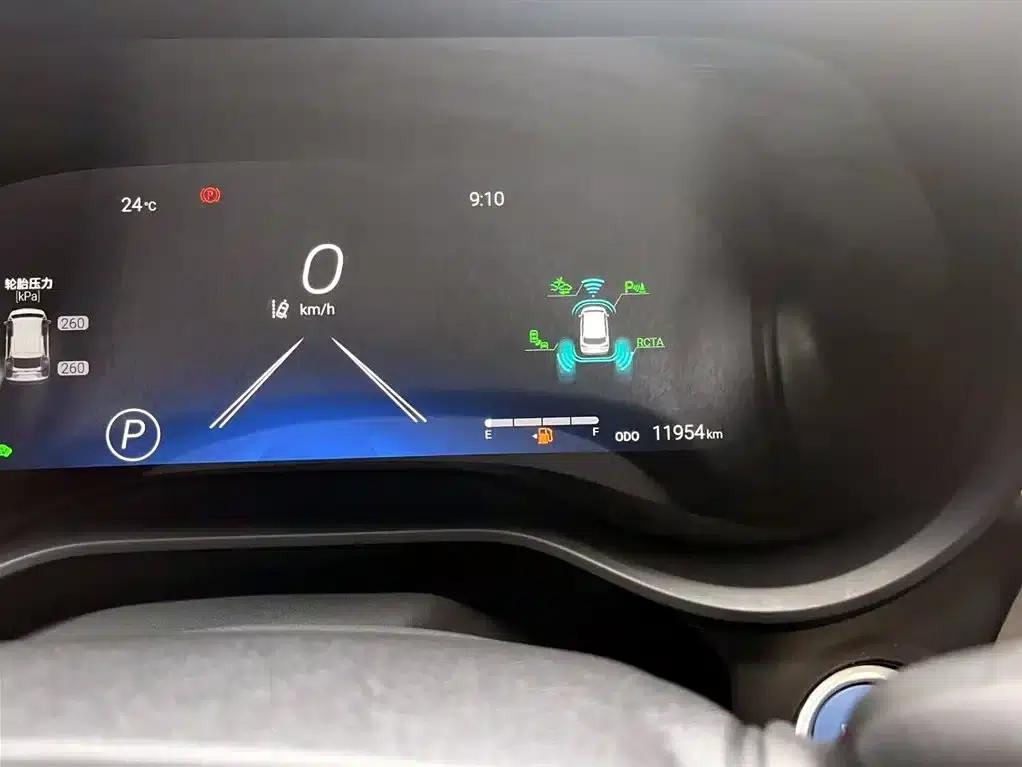 2022 Grevia 2.5L Hybrid Flagship Edition — миниатюра 15