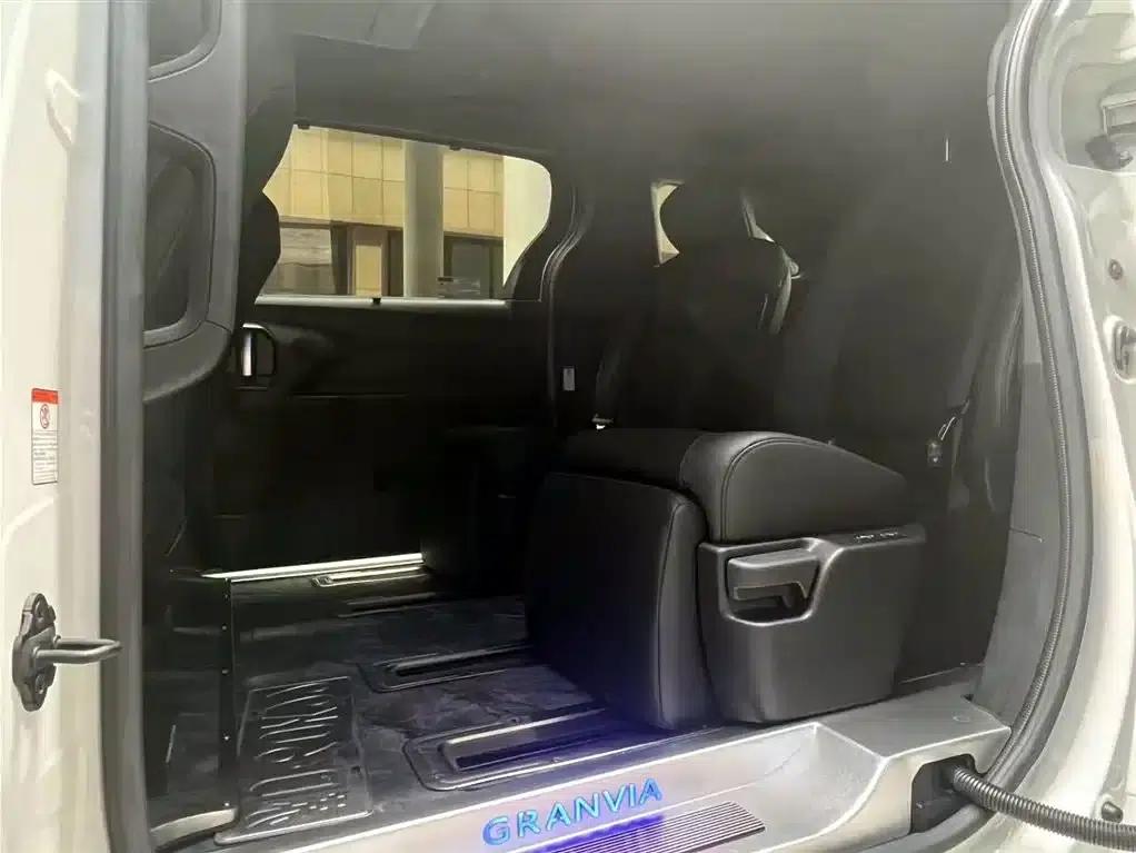 2022 Grevia 2.5L Hybrid Flagship Edition — миниатюра 8