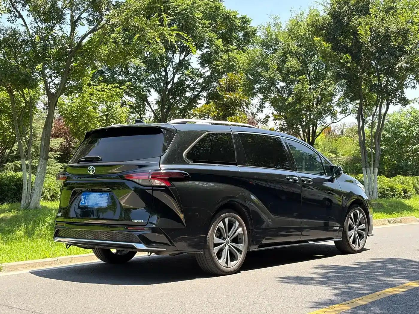 2022 Grevia 2.5L Hybrid Flagship Edition — миниатюра 3