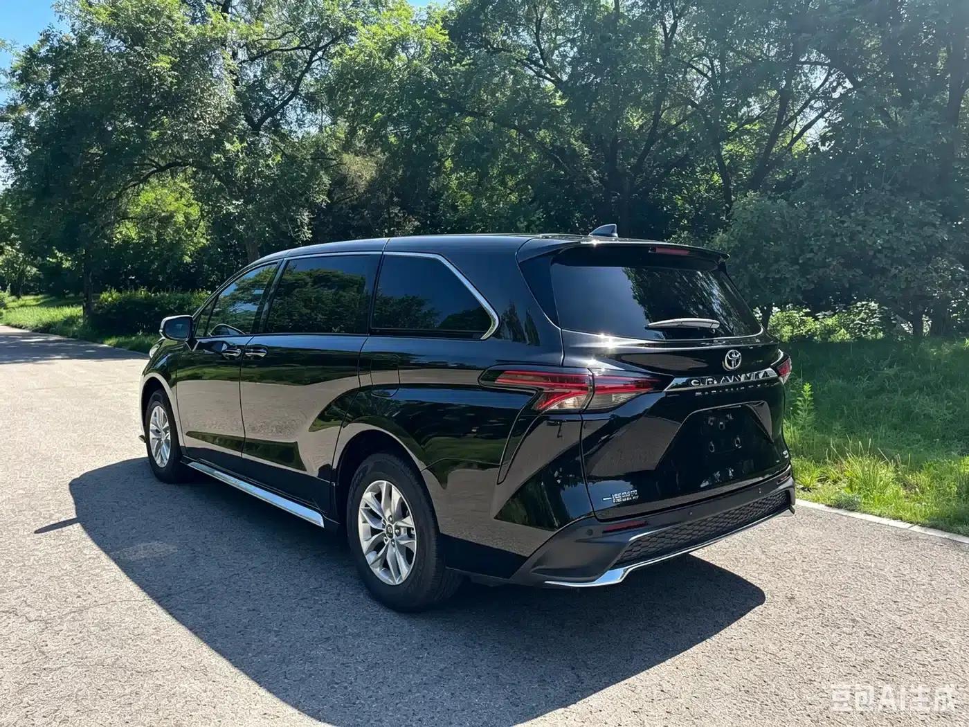 2026 Grevia 2.5L Hybrid Comfort Edition — миниатюра 12