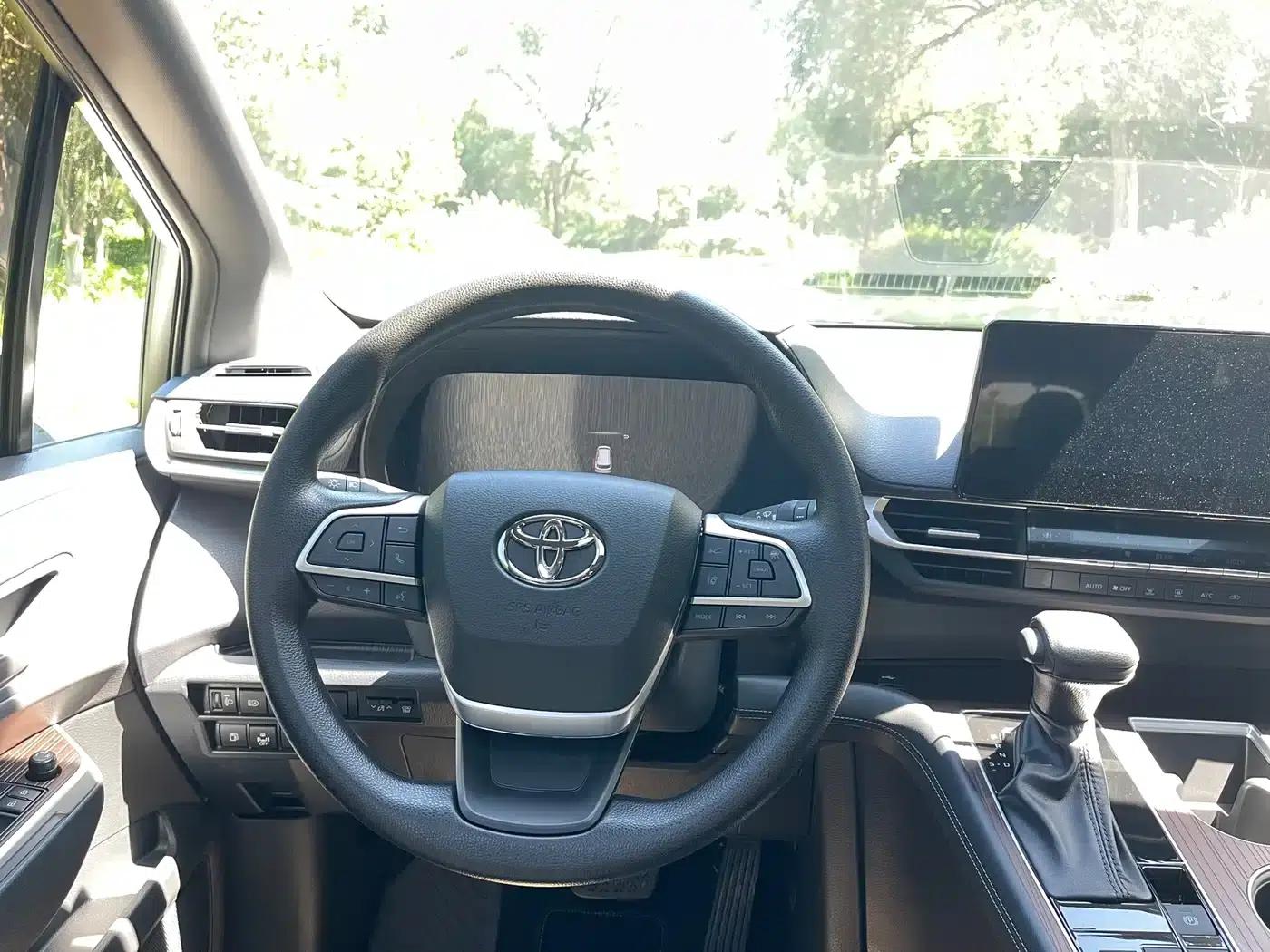 2026 Grevia 2.5L Hybrid Comfort Edition — миниатюра 7