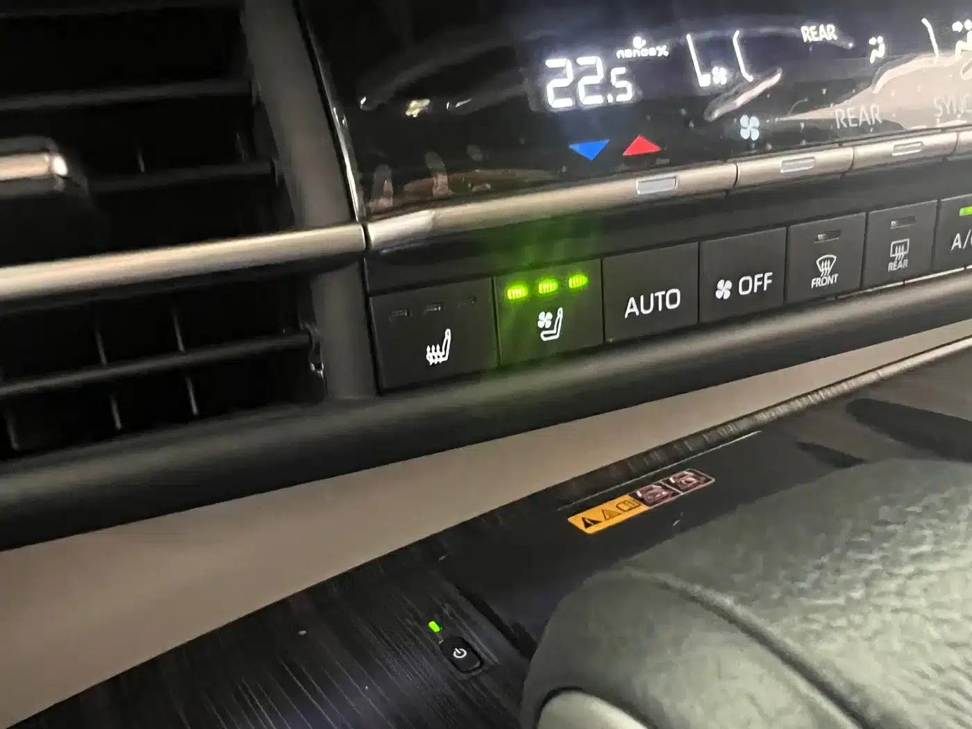 2023 Grevia 2.5L Hybrid Flagship VIP Edition — миниатюра 5