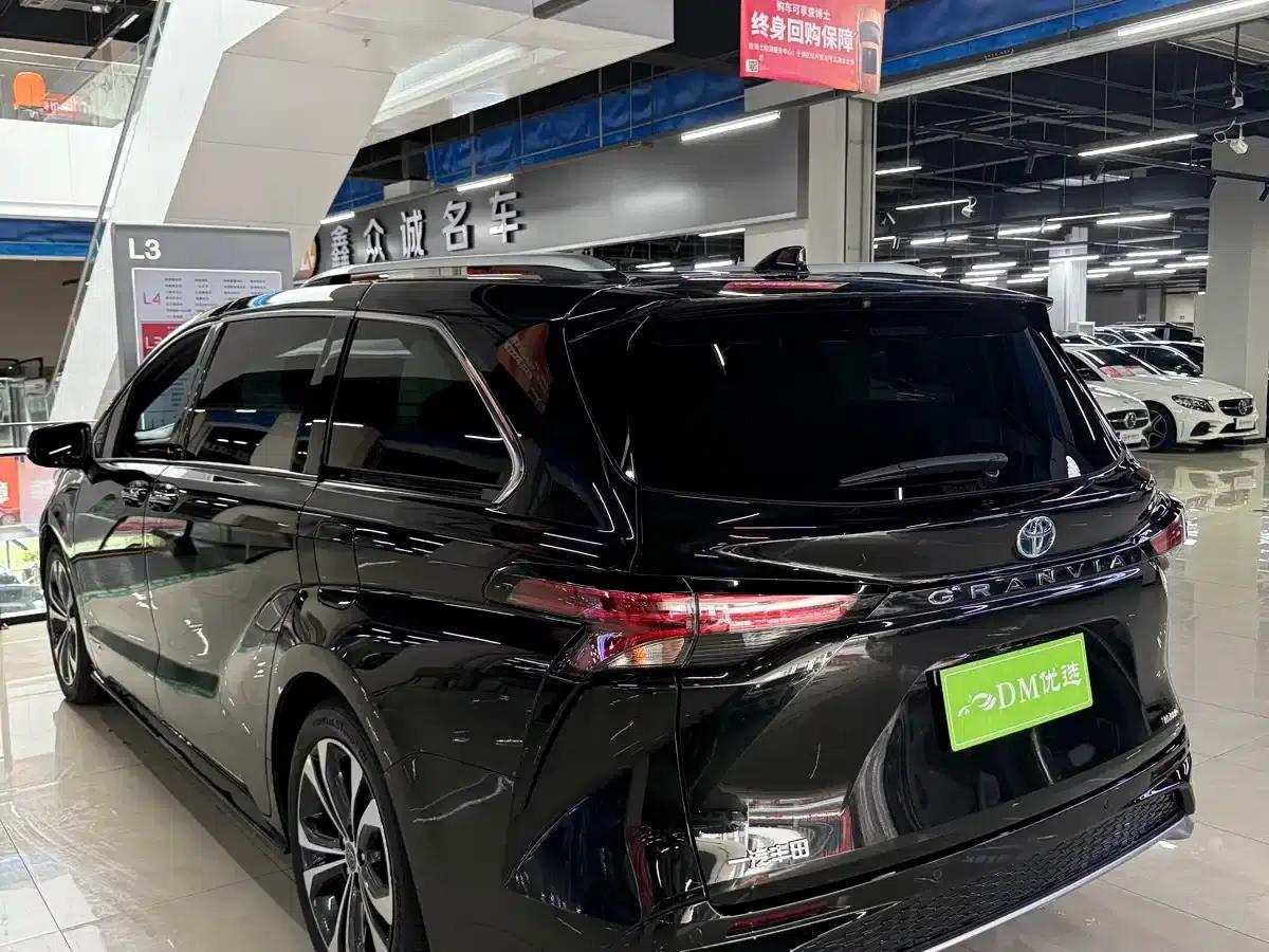 2022 Grevia 2.5L Hybrid Flagship Edition — миниатюра 7