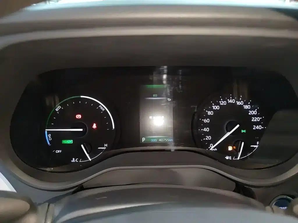 2023 Grevia 2.5L Hybrid Comfort Edition — миниатюра 12
