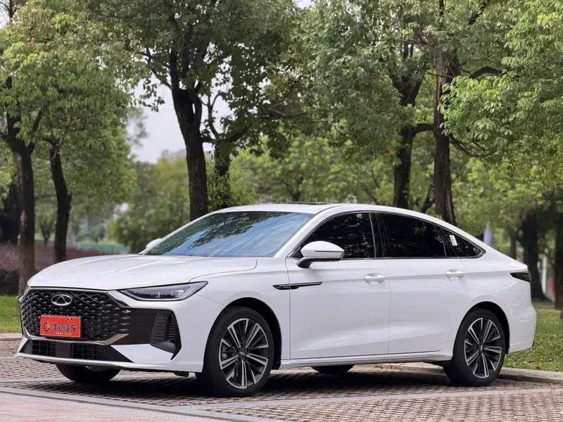 Chery Arrizo 8 PRO 2025 1.6T DCT Comfort Model — миниатюра 1