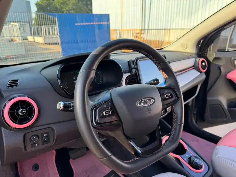 Little Ant 2022 Model, Sweet Pink Version, Lithium Iron Phosphate, 30.7kWh, 30kW, 301km/h — миниатюра 16