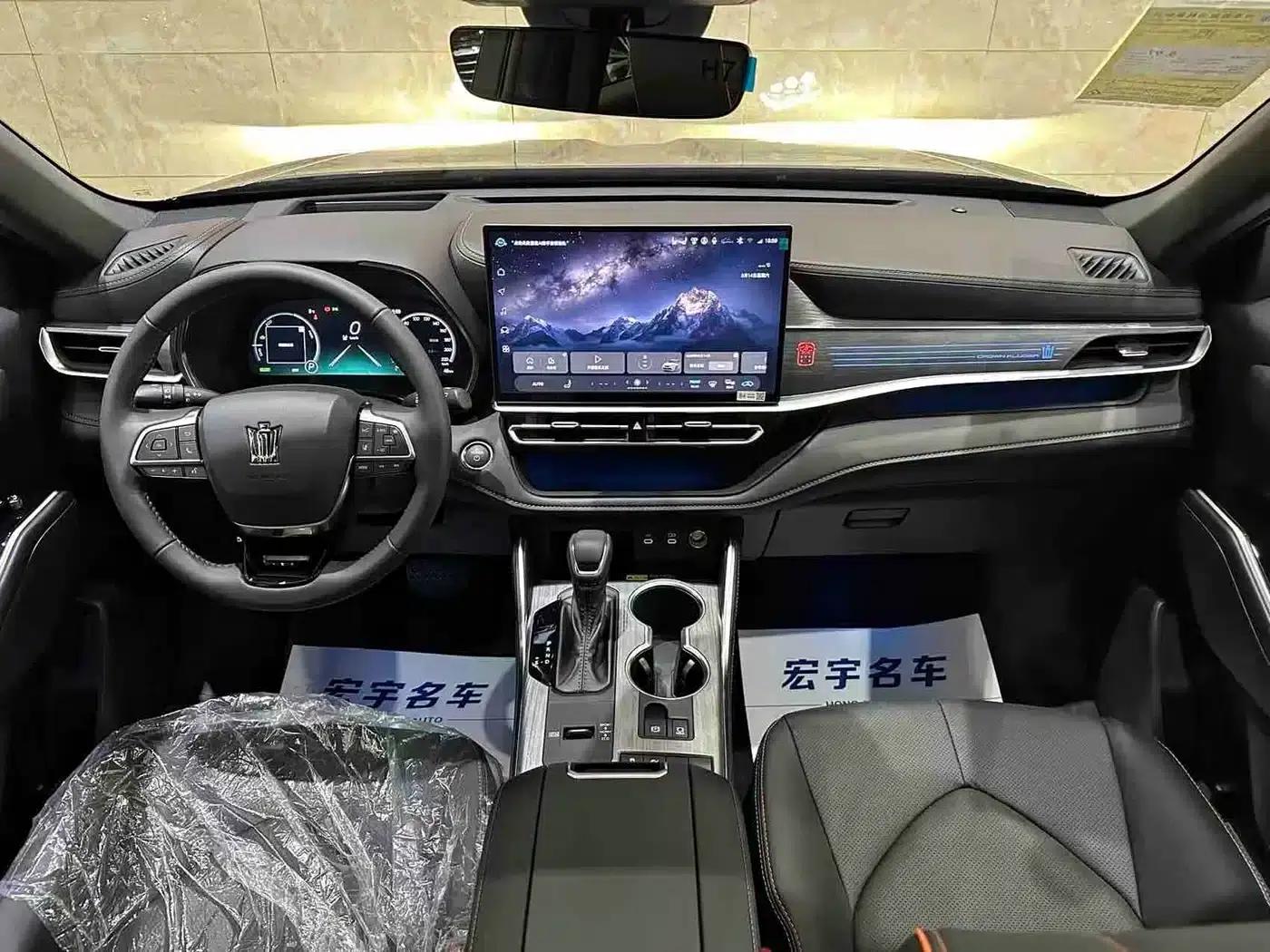 Crown Land Cruiser 2026 2.5L HEV 4WD Premium Edition — миниатюра 7