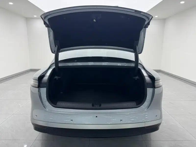 Fengyun A9L 2025 All-Wheel Drive High-Performance Peak Edition — миниатюра 20