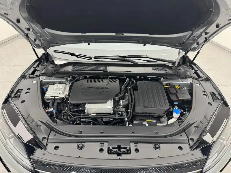 Fengyun A9L 2025 All-Wheel Drive High-Performance Peak Edition — миниатюра 10