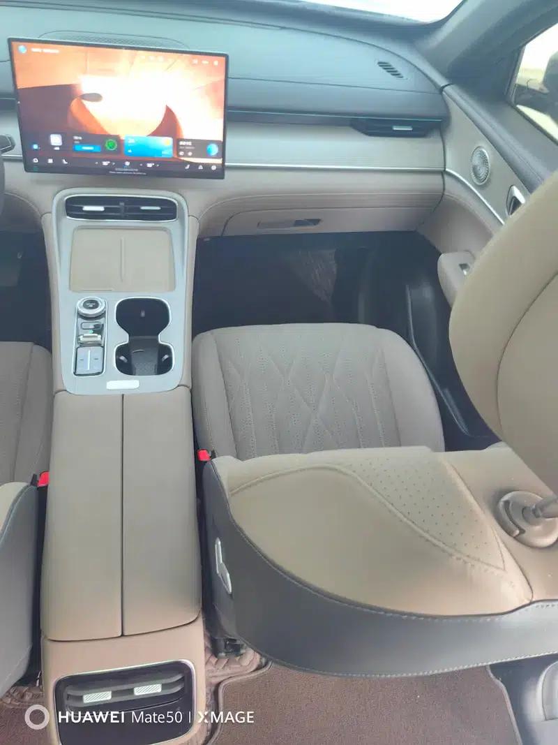 Fengyun T8 2025 1.5T 130km Premium Edition — миниатюра 10