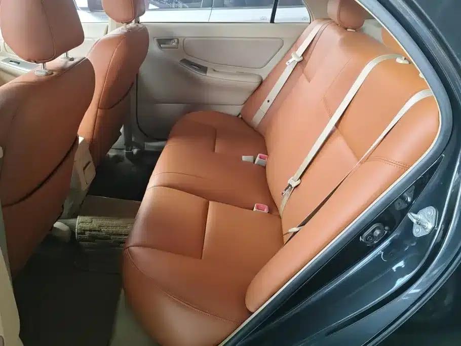 Corolla 2013 1.6L Automatic Deluxe Edition — миниатюра 11