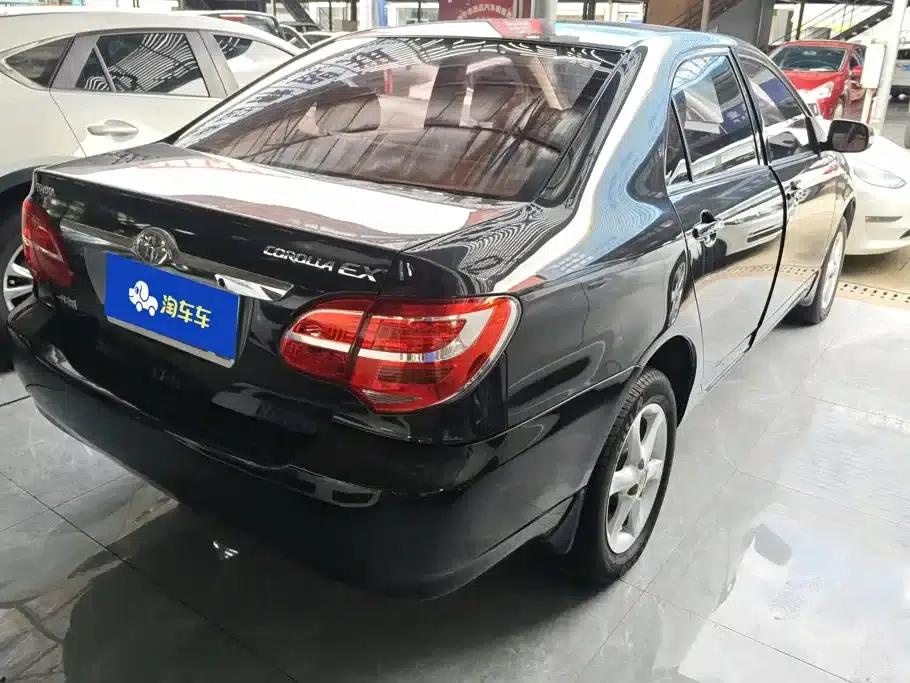 Corolla 2013 1.6L Automatic Deluxe Edition — миниатюра 3