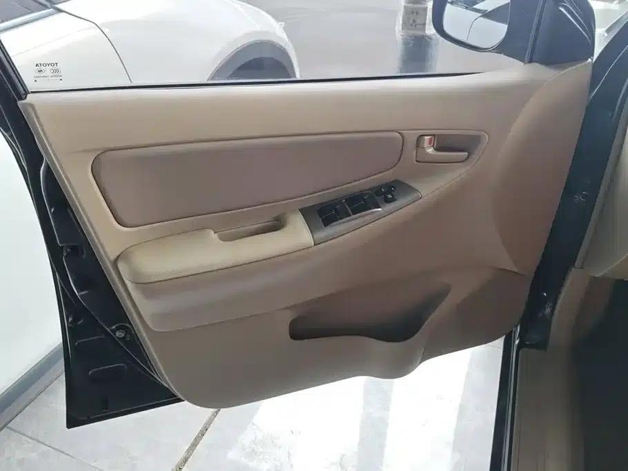 Corolla 2013 1.6L Automatic Deluxe Edition — миниатюра 7