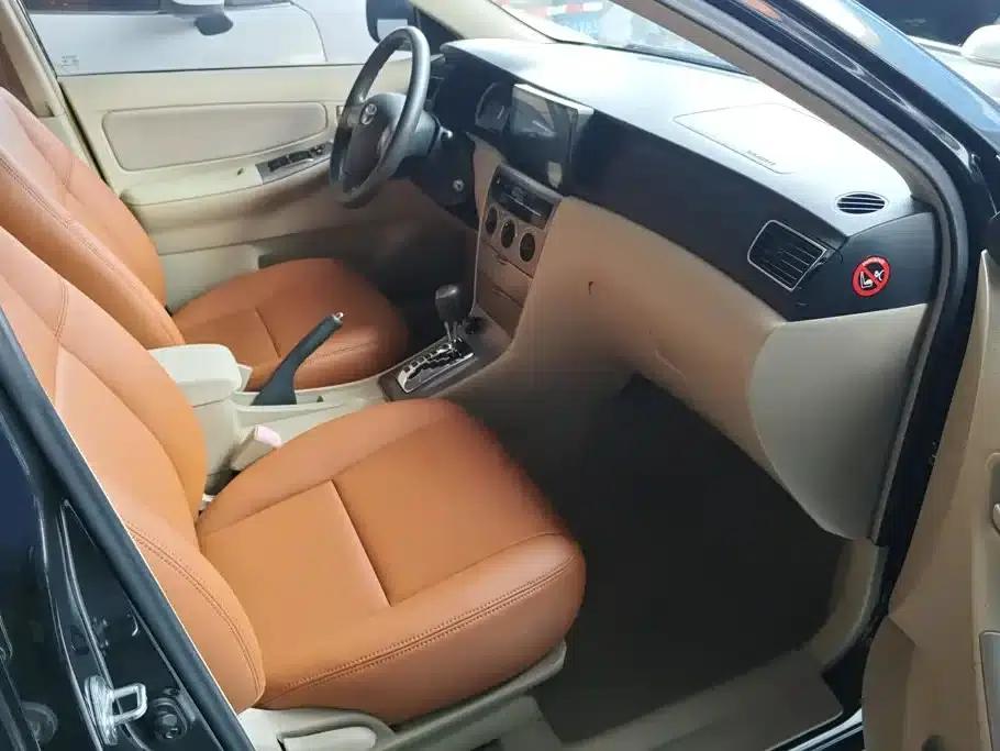 Corolla 2013 1.6L Automatic Deluxe Edition — миниатюра 8