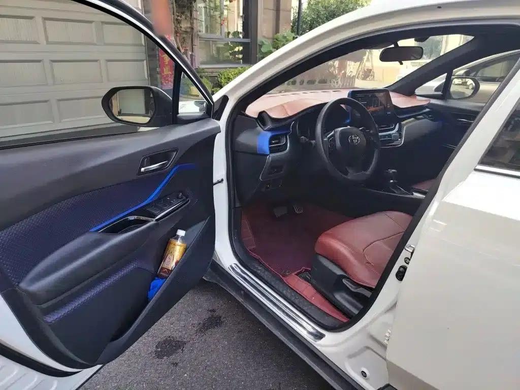 Toyota C-HR 2018 2.0L Leading Edition (National V Emission Standard) — миниатюра 17