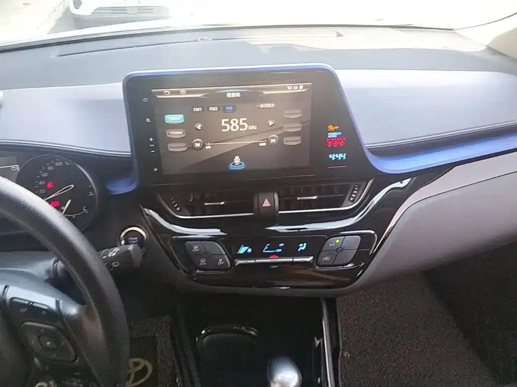 Toyota C-HR 2020 2.0L Leading Edition — миниатюра 13