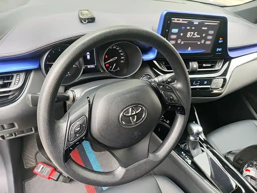 Toyota C-HR 2020 2.0L Leading Edition — миниатюра 11