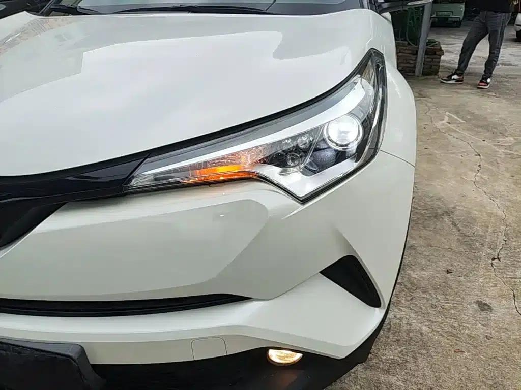 Toyota C-HR 2020 2.0L Leading Edition — миниатюра 24