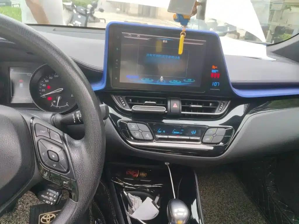 Toyota C-HR 2020 2.0L Leading Edition — миниатюра 6