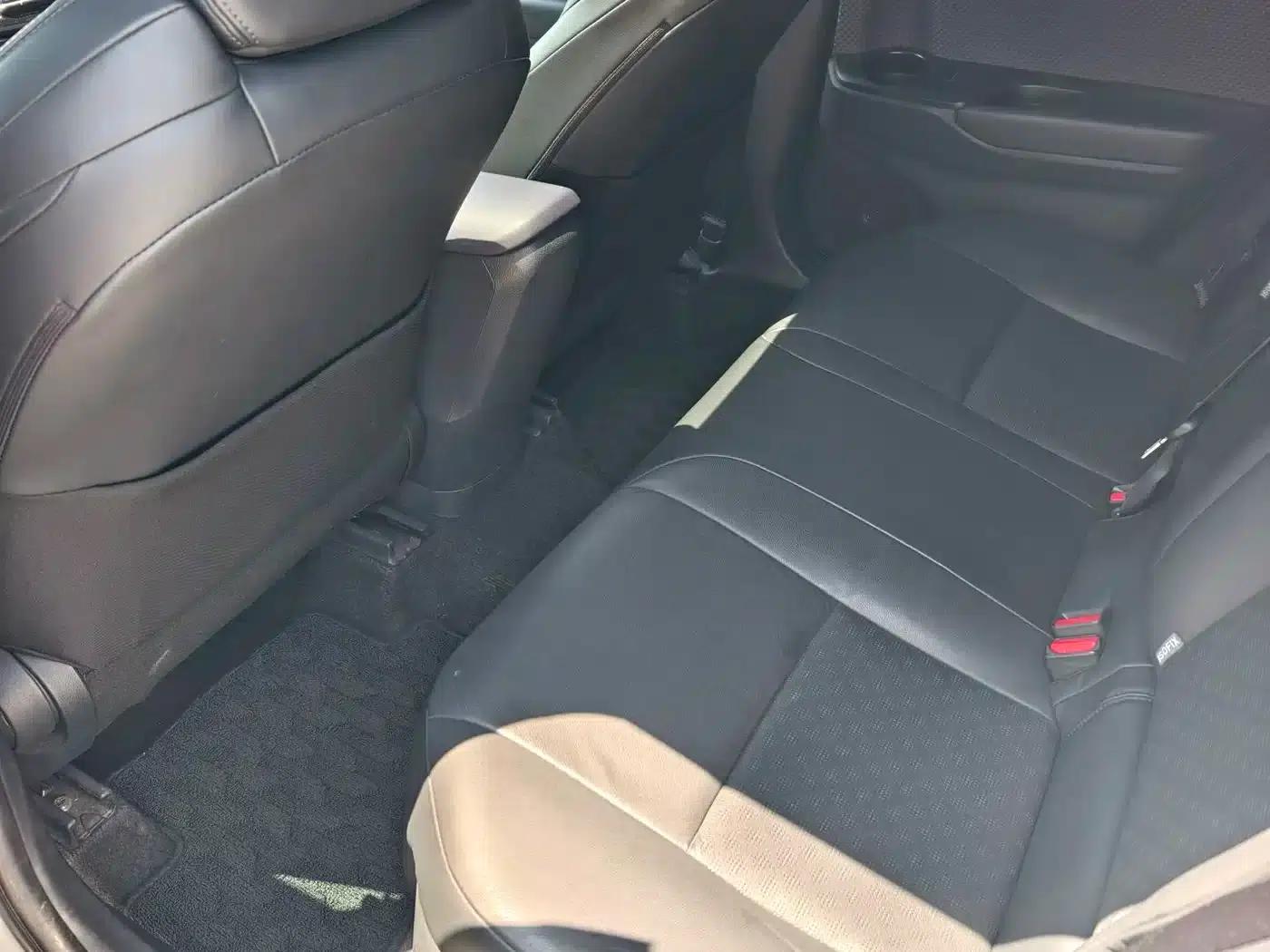 2020 Toyota IZOA 2.0L Ecstasy Edition — миниатюра 16