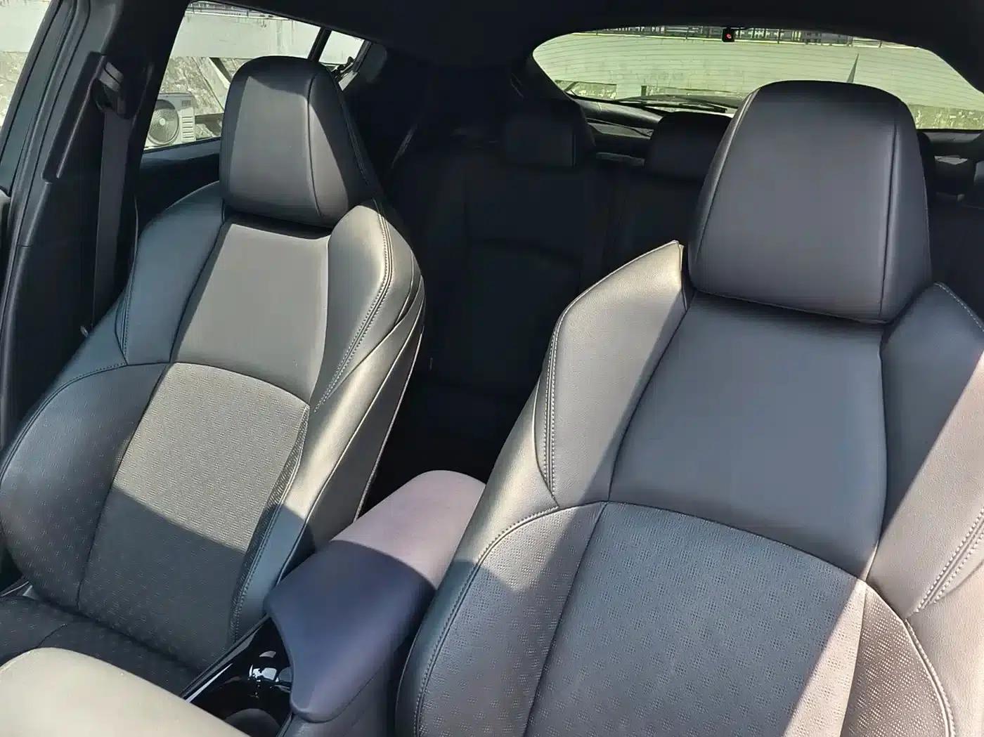 2020 Toyota IZOA 2.0L Ecstasy Edition — миниатюра 18