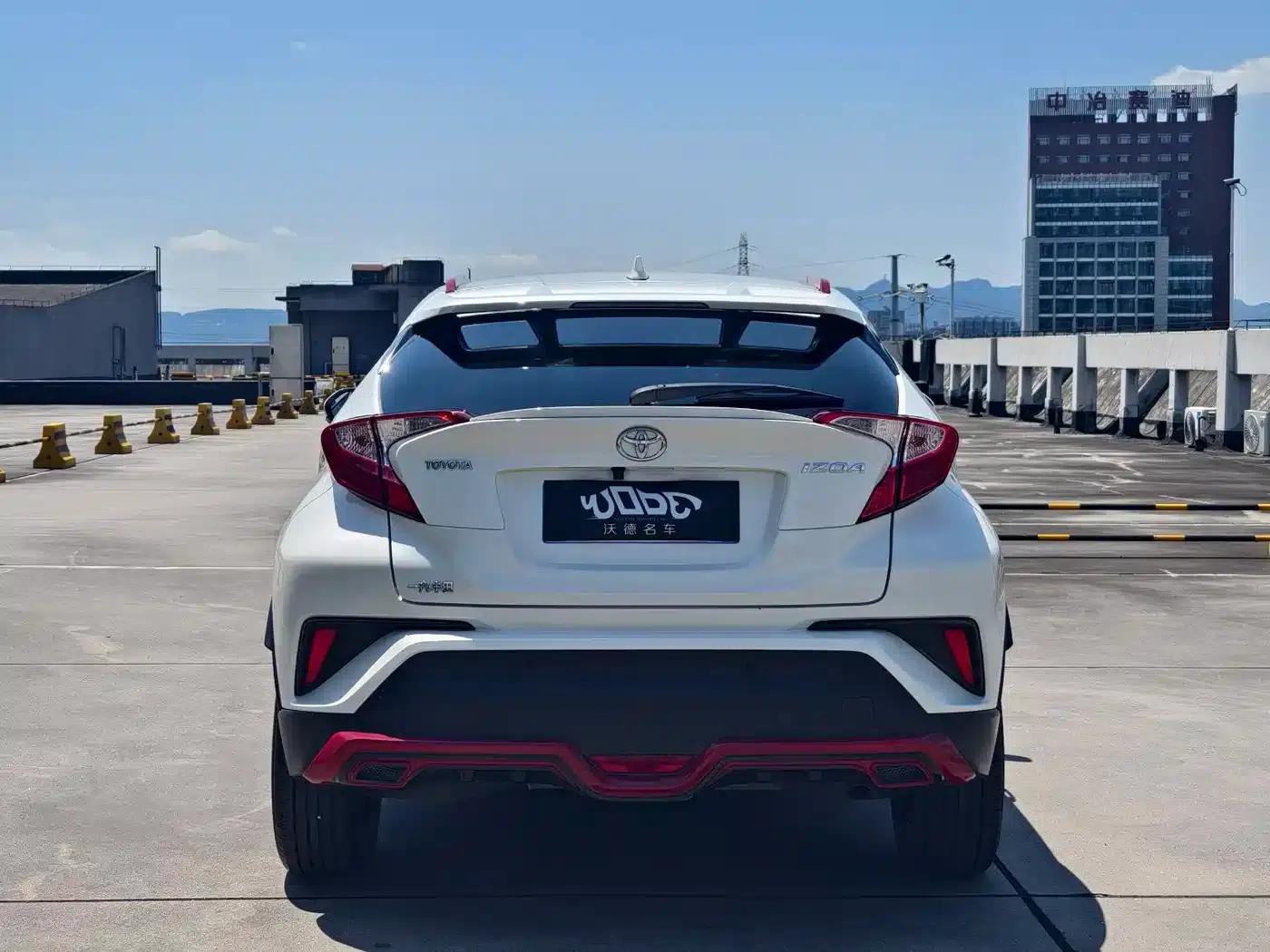 2020 Toyota IZOA 2.0L Ecstasy Edition — миниатюра 4