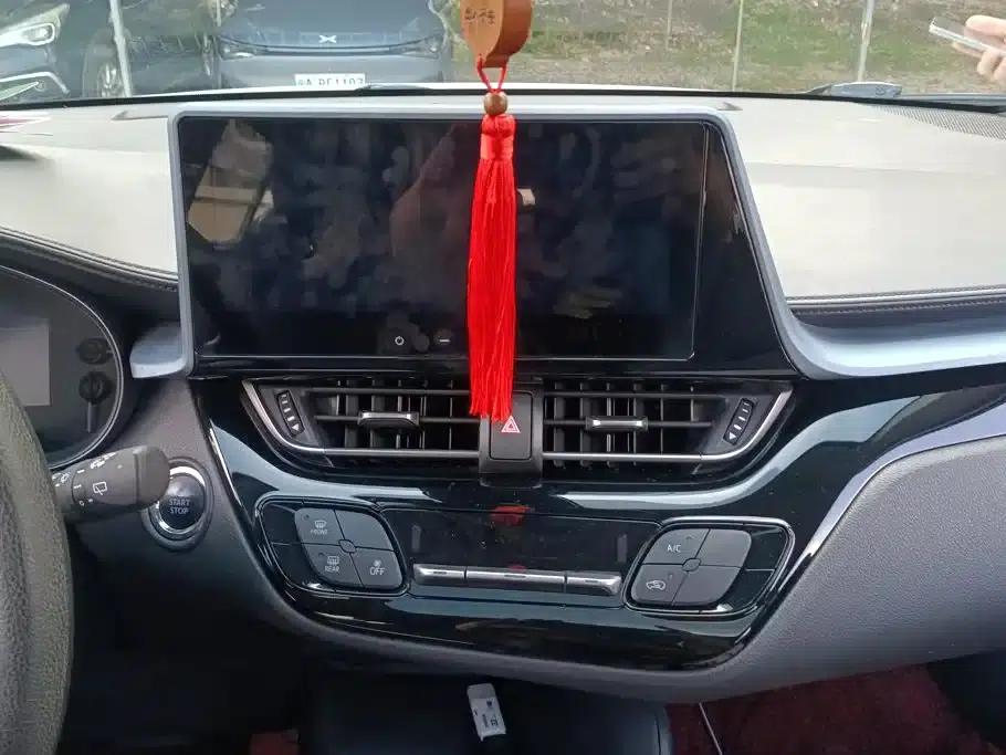 IZOA 2023 2.0L 20th Anniversary Platinum Edition — миниатюра 13