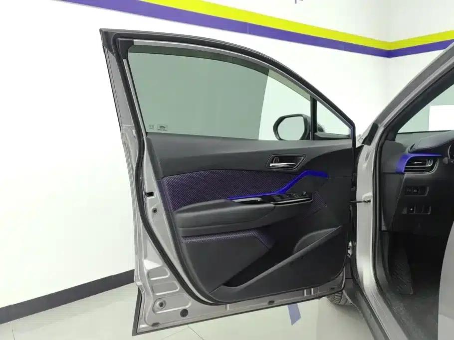 2018 Toyota IZOA 2.0L Elegance Edition (National V Emission Standard) — миниатюра 7