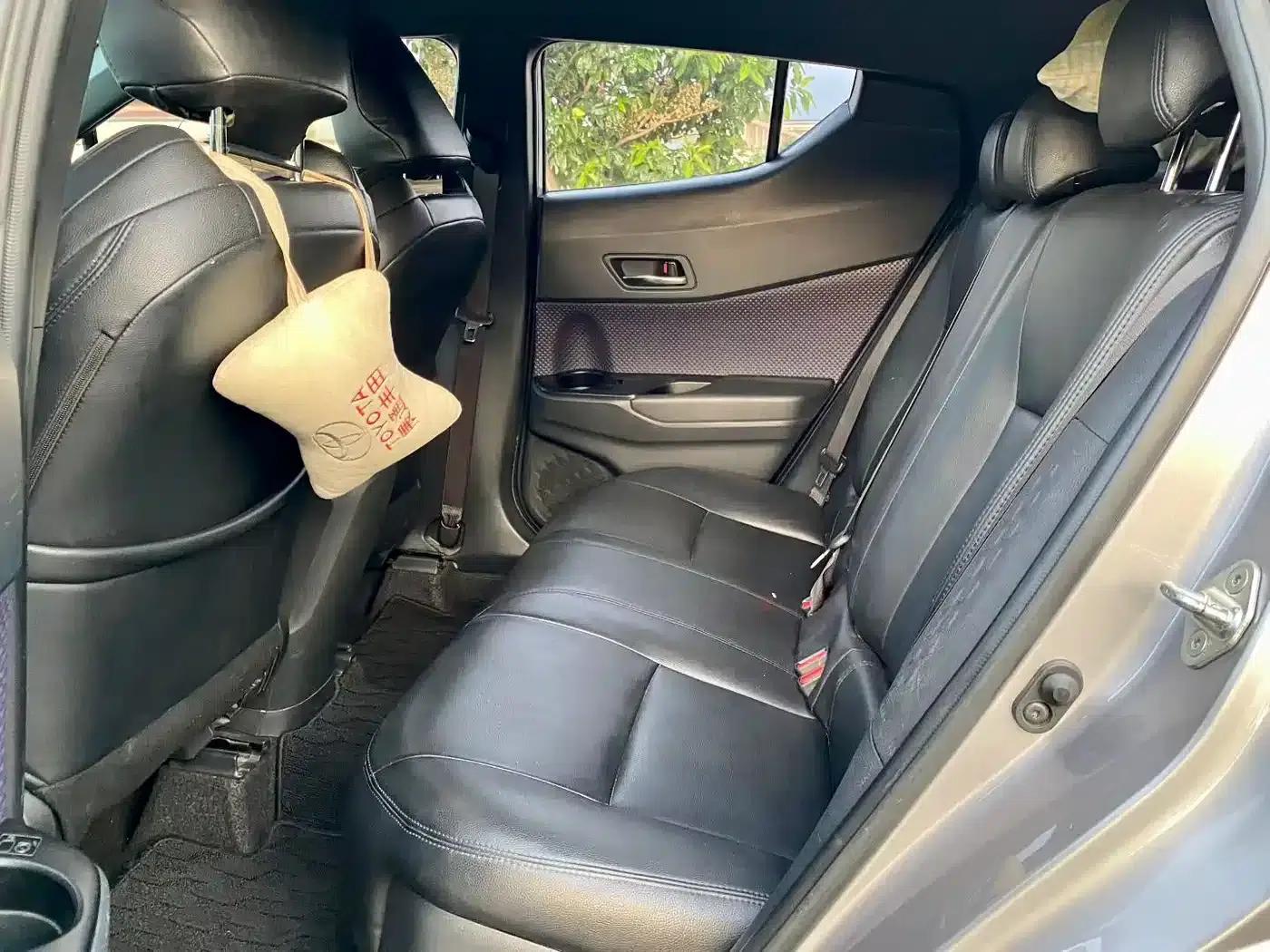 2020 Toyota IZOA 2.0L Enjoy Edition — миниатюра 4