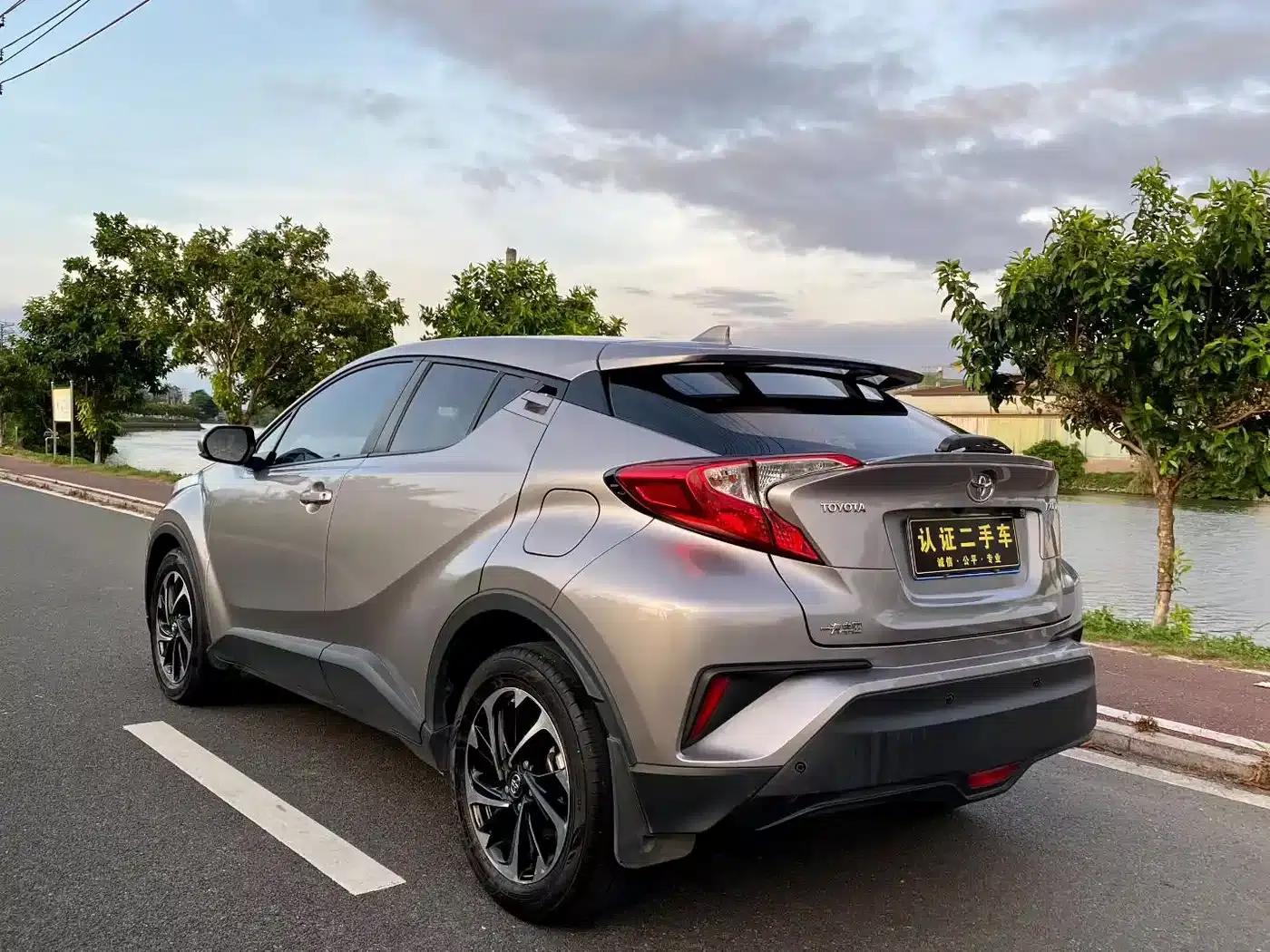 2020 Toyota IZOA 2.0L Enjoy Edition — миниатюра 7