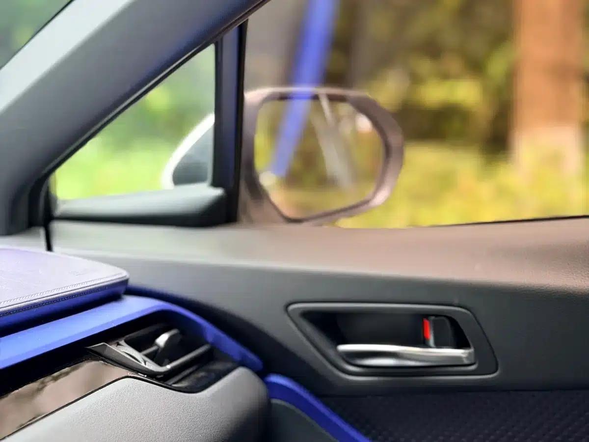 2018 Toyota IZOA 2.0L Elegance Edition (National V Emission Standard) — миниатюра 15
