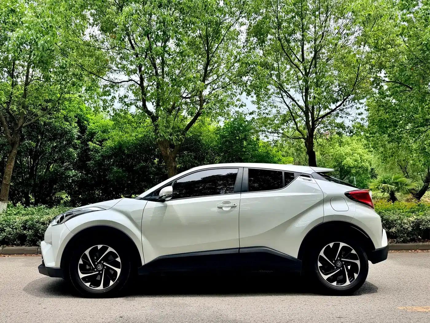 2018 Toyota IZOA 2.0L Elegance Edition (National V Emission Standard) — миниатюра 5