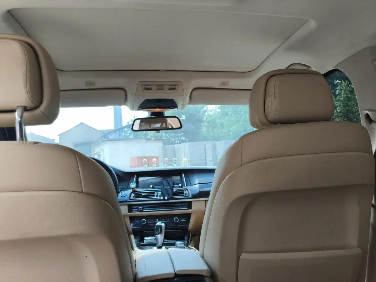 BMW 5 Series 2012 523Li Luxury Model — миниатюра 18