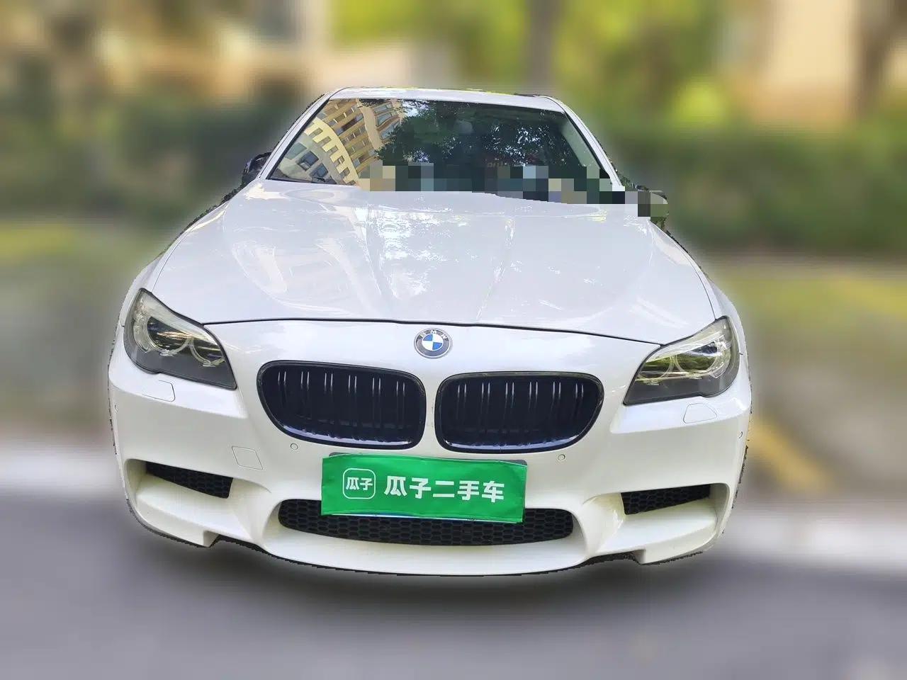 BMW 5 Series 2014 520Li Elegant Model — миниатюра 2