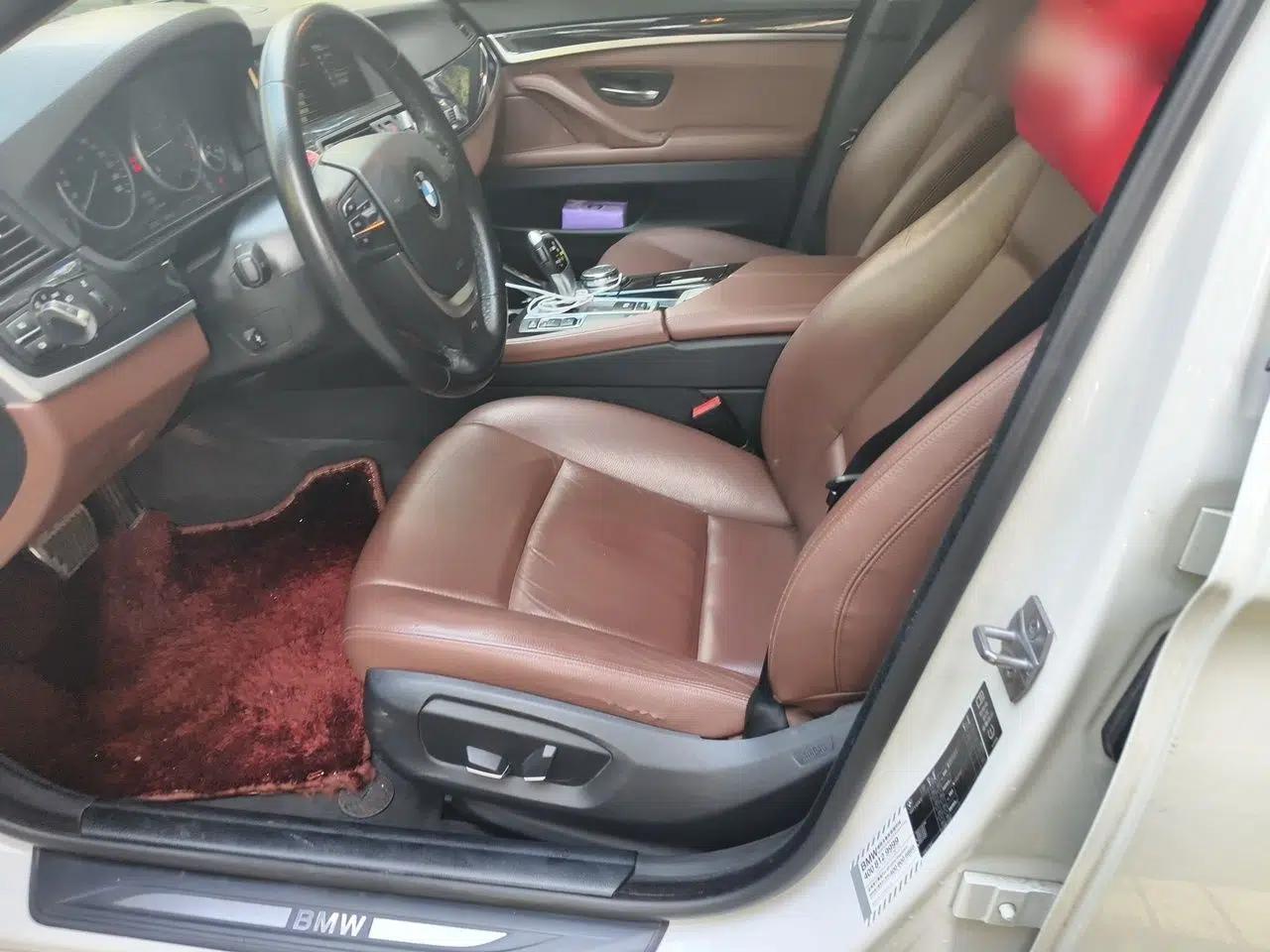 BMW 5 Series 2014 520Li Elegant Model — миниатюра 15