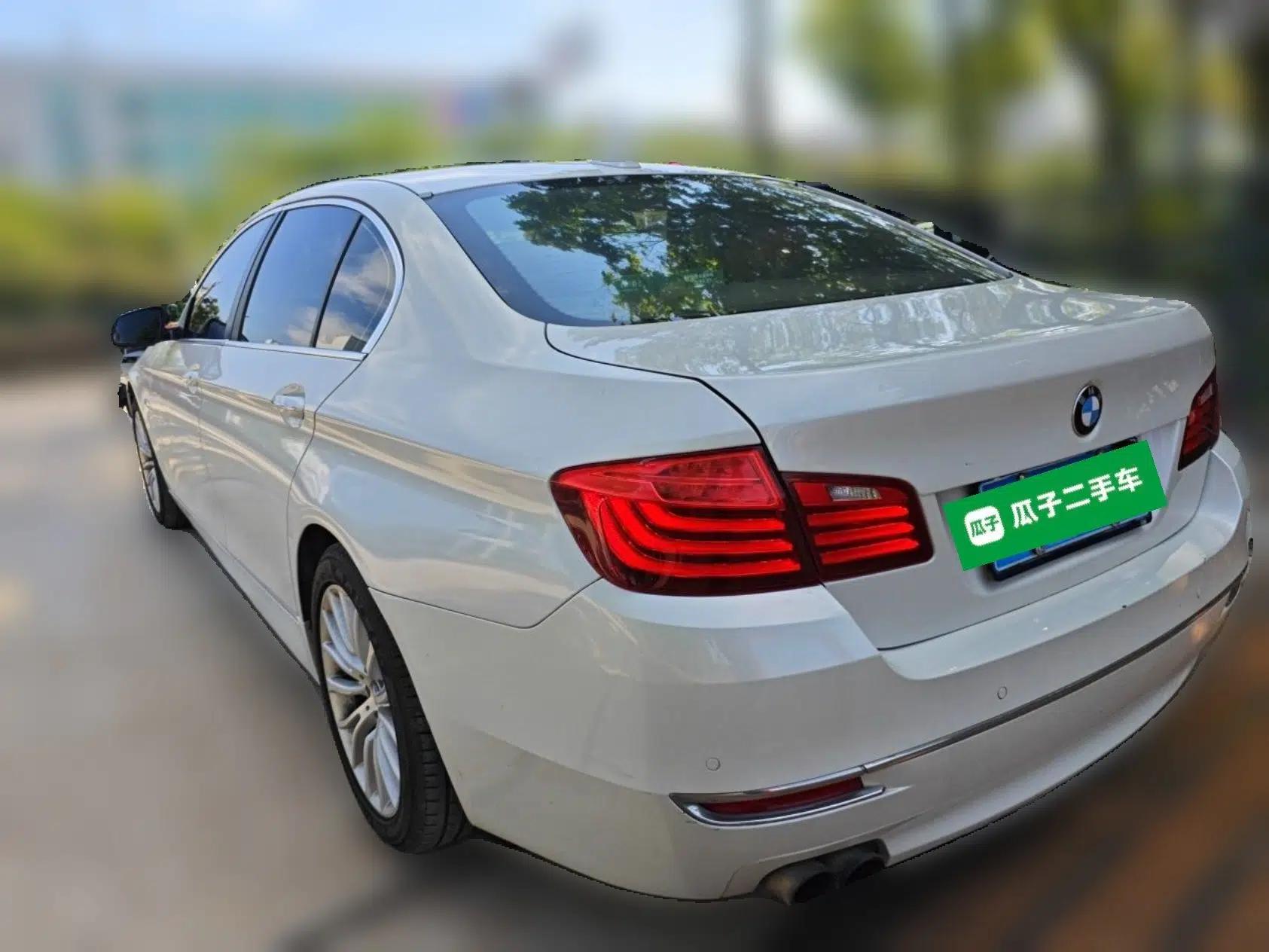 BMW 5 Series 2014 520Li Elegant Model — миниатюра 4