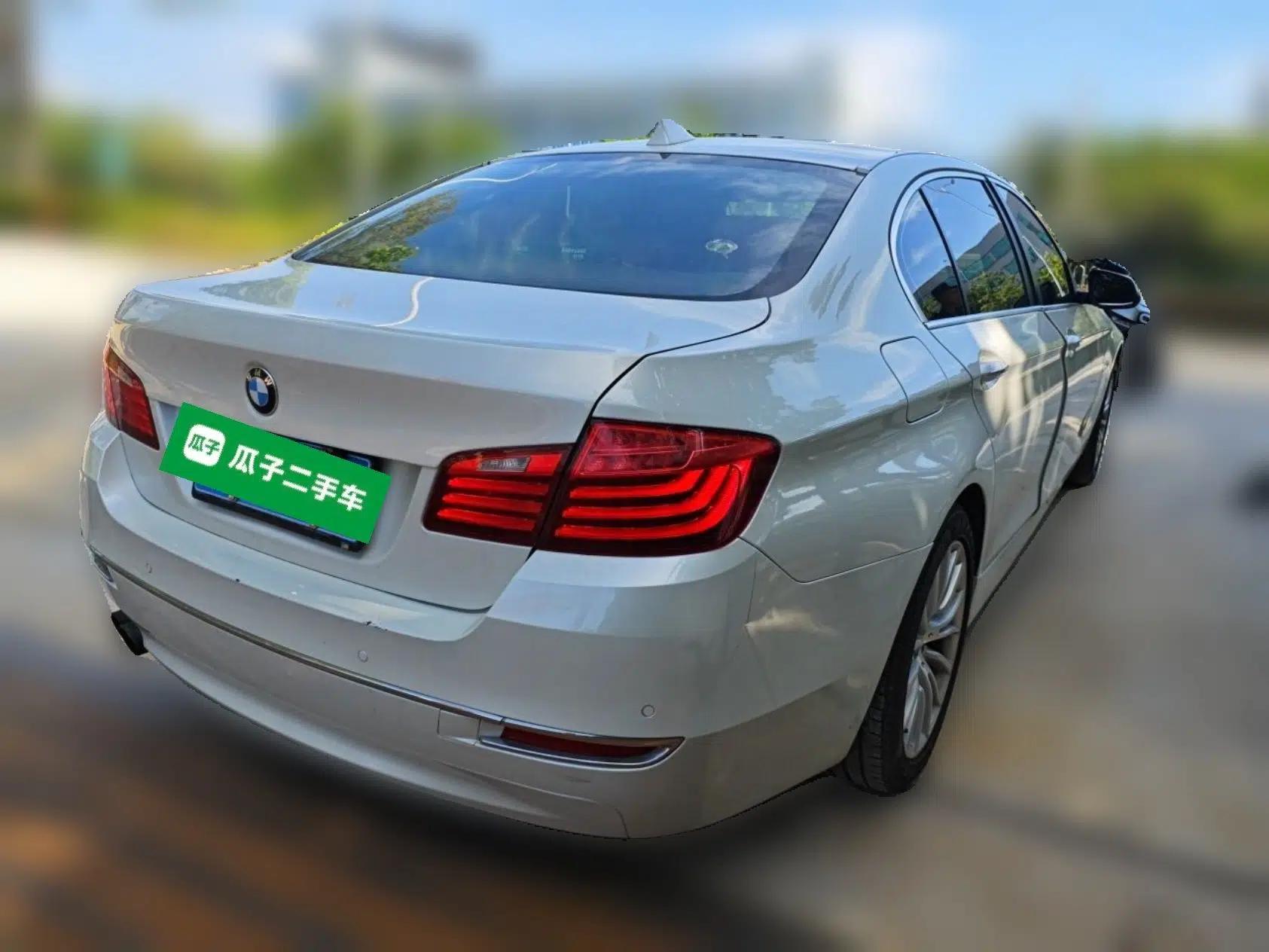 BMW 5 Series 2014 520Li Elegant Model — миниатюра 6