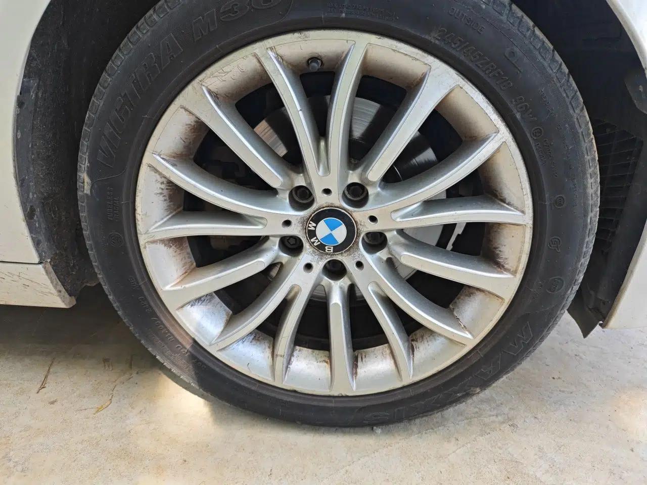 BMW 5 Series 2014 520Li Elegant Model — миниатюра 8