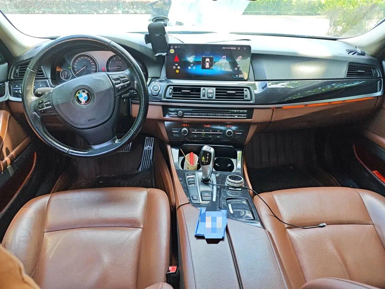 BMW 5 Series 2014 520Li Elegant Model — миниатюра 9