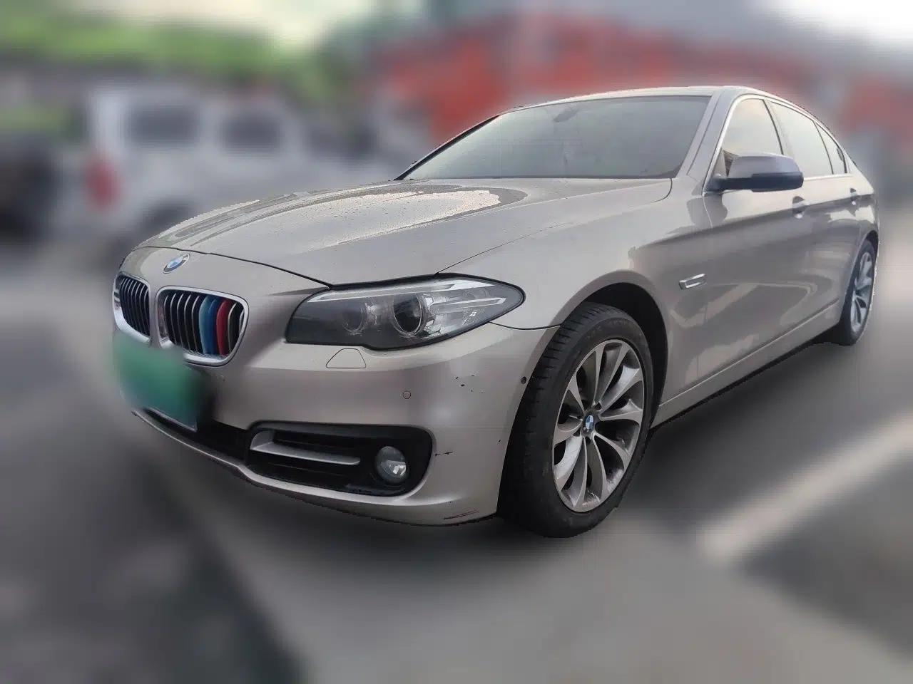 BMW 5 Series 2014 528Li Leading Model — миниатюра 1