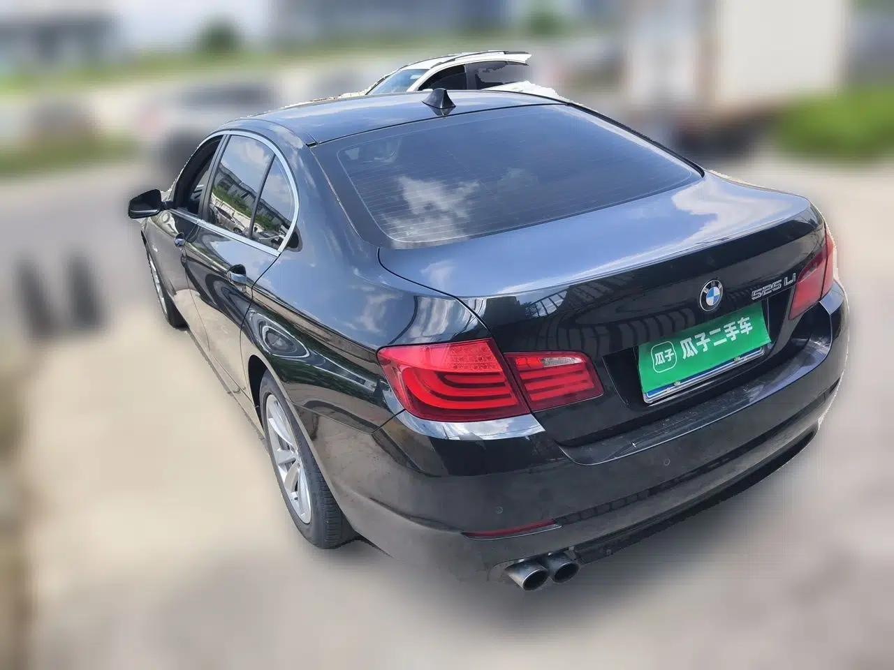 BMW 5 Series 2013 525Li Luxury Model — миниатюра 4