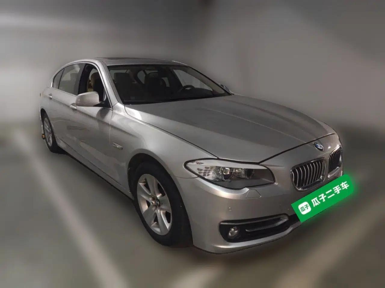 BMW 5 Series 2011 528Li Leading Model — миниатюра 3