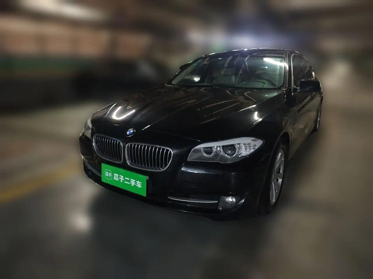 BMW 5 Series 2011 523Li Luxury Model — миниатюра 1