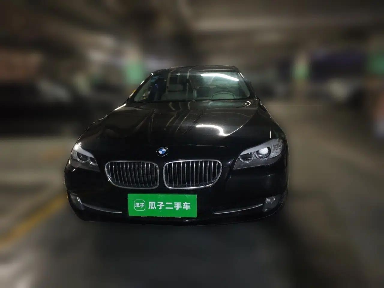 BMW 5 Series 2011 523Li Luxury Model — миниатюра 2