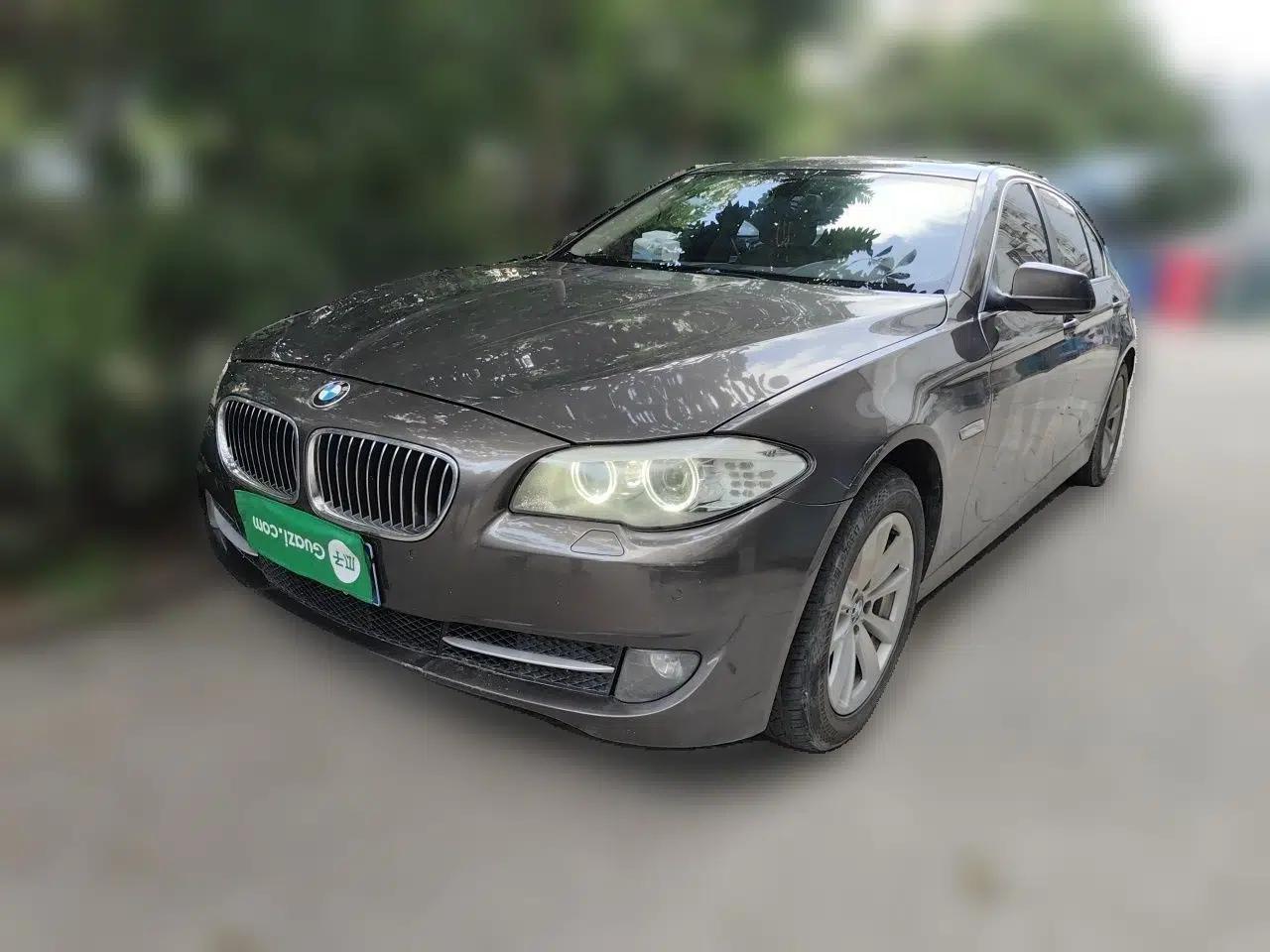 BMW 5 Series 2013 525Li Leading Model — миниатюра 1