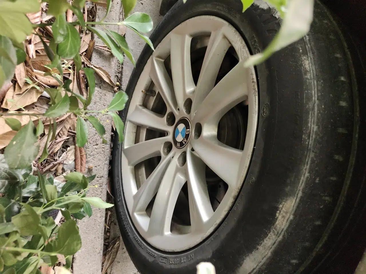 BMW 5 Series 2013 525Li Leading Model — миниатюра 8