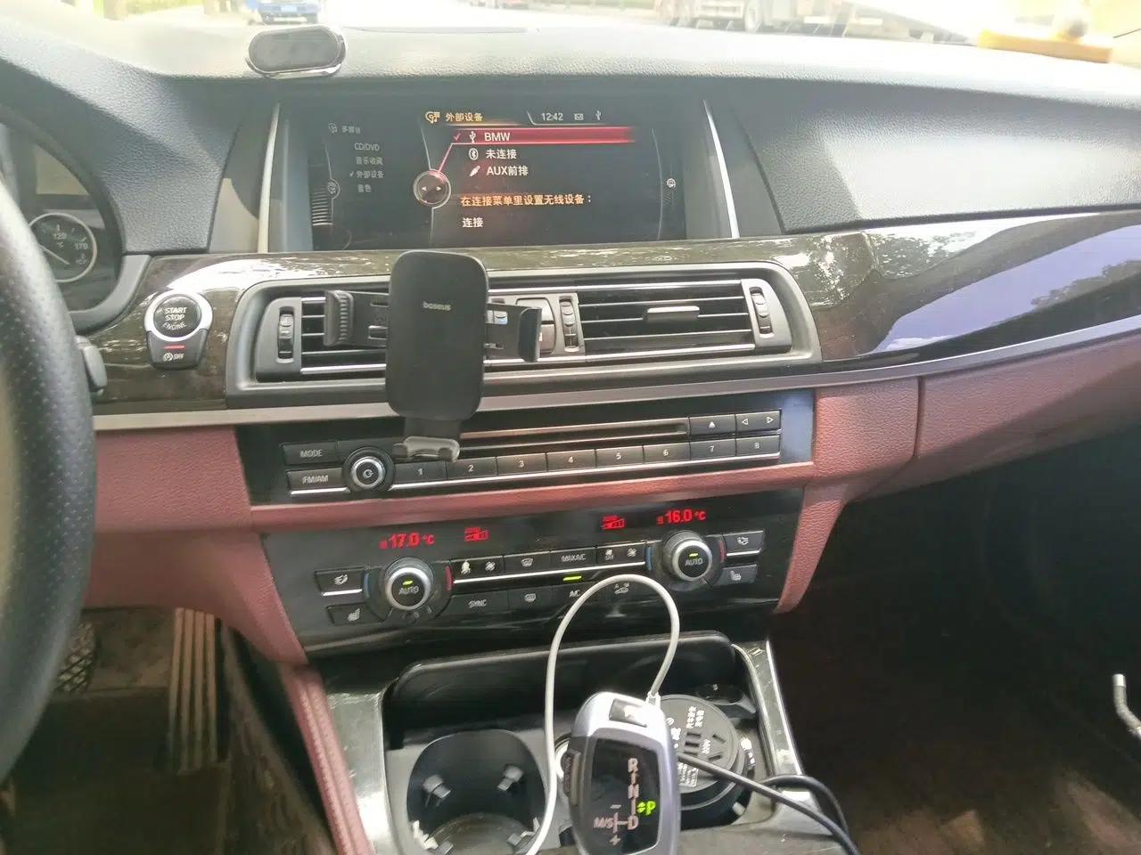 BMW 5 Series 2014 528Li Leading Model — миниатюра 13