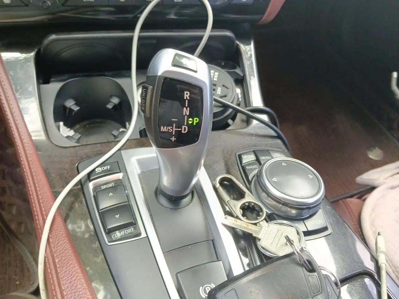 BMW 5 Series 2014 528Li Leading Model — миниатюра 14