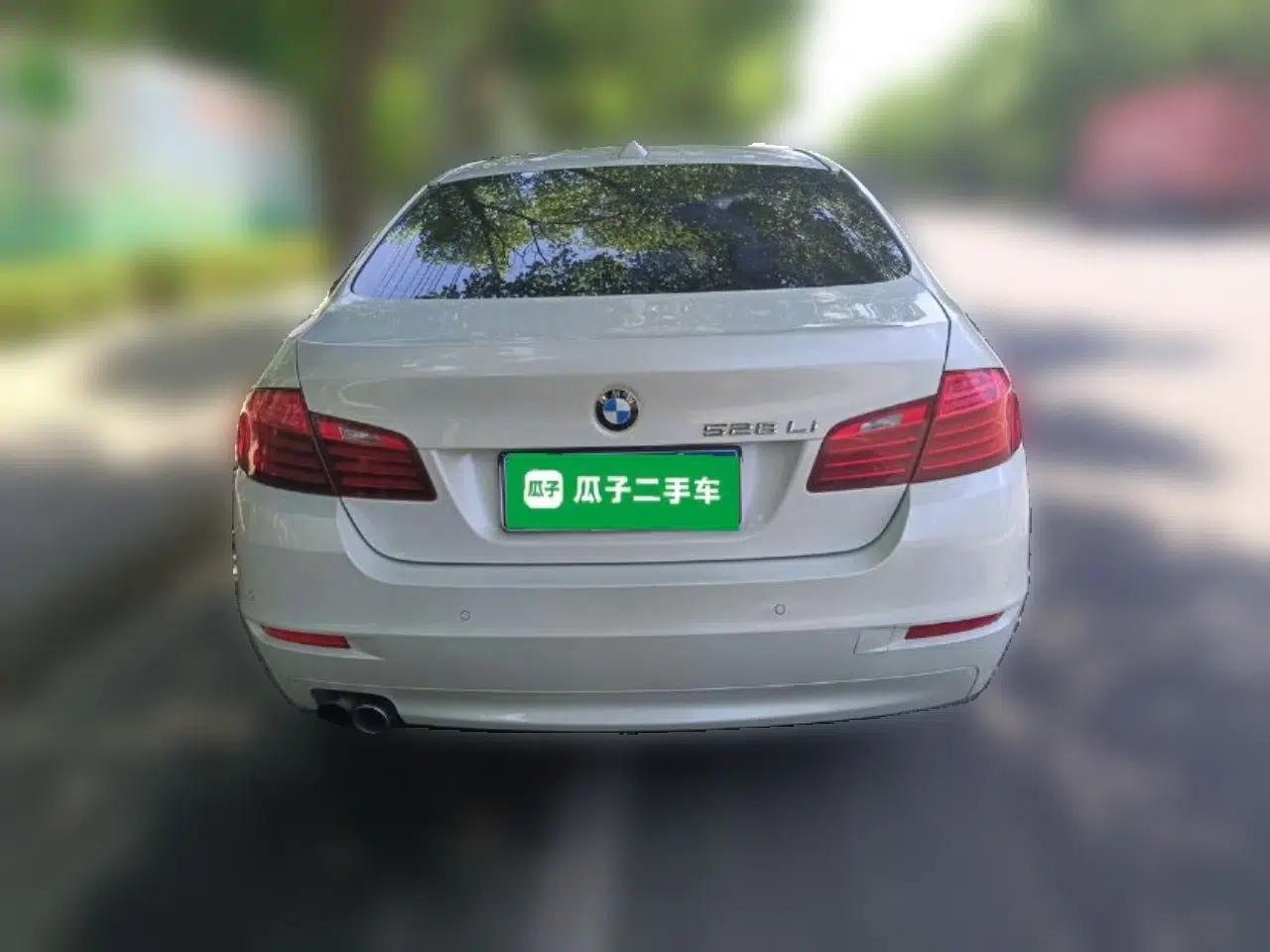 BMW 5 Series 2014 528Li Leading Model — миниатюра 5