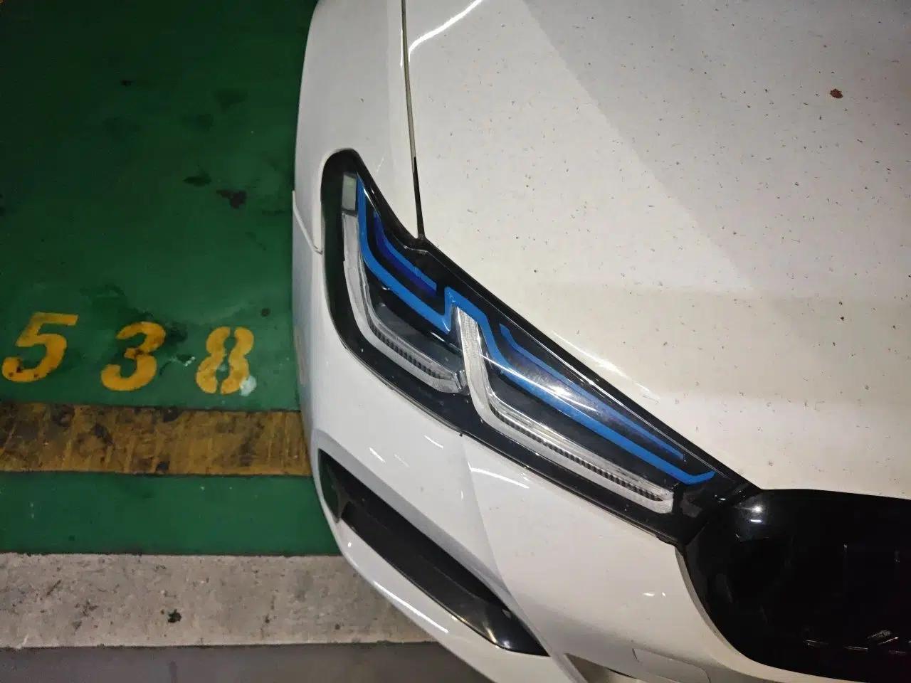 BMW 5 Series 2014 525Li Leading Model — миниатюра 7